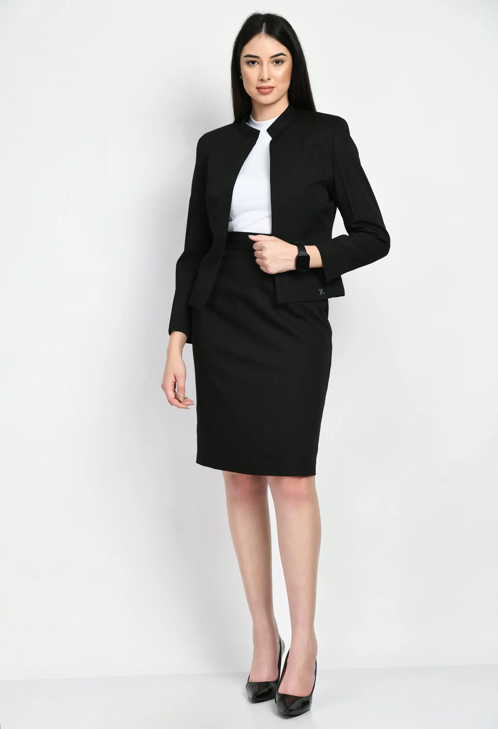 Exude Insight Striped Short Blazer Pencil Skirt Suit (Black)