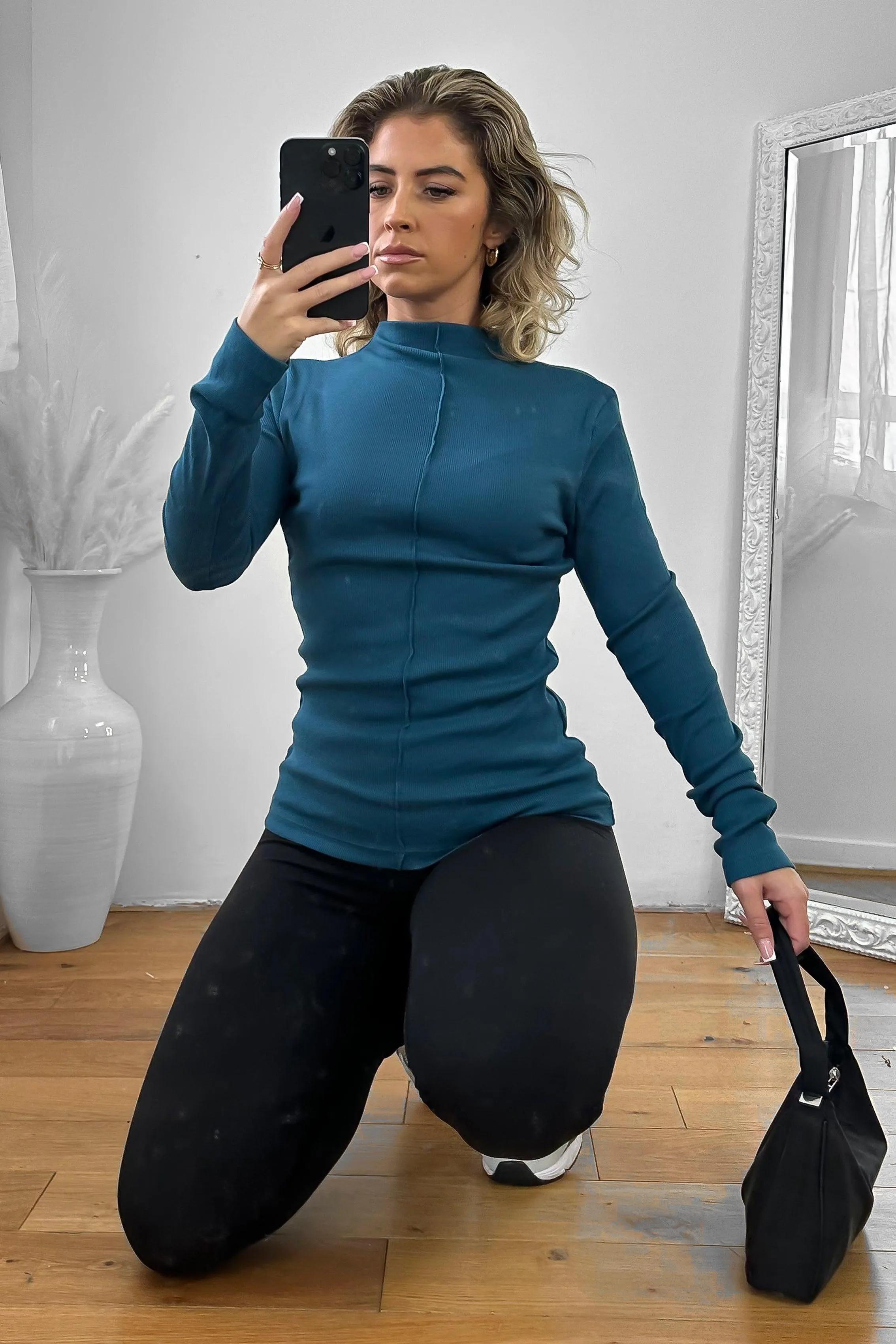 Front Seam Mock High Neck Pullover