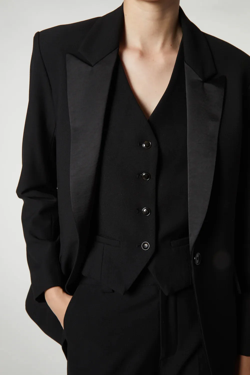 Saint Art DYLAN TUXEDO JACKET, BLACK